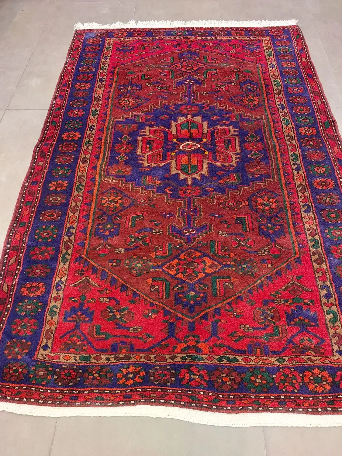 فرش دستباف (بساک)۳متری خمسه پرز ۲ سانت|فرش|مشکیندشت, |دیوار