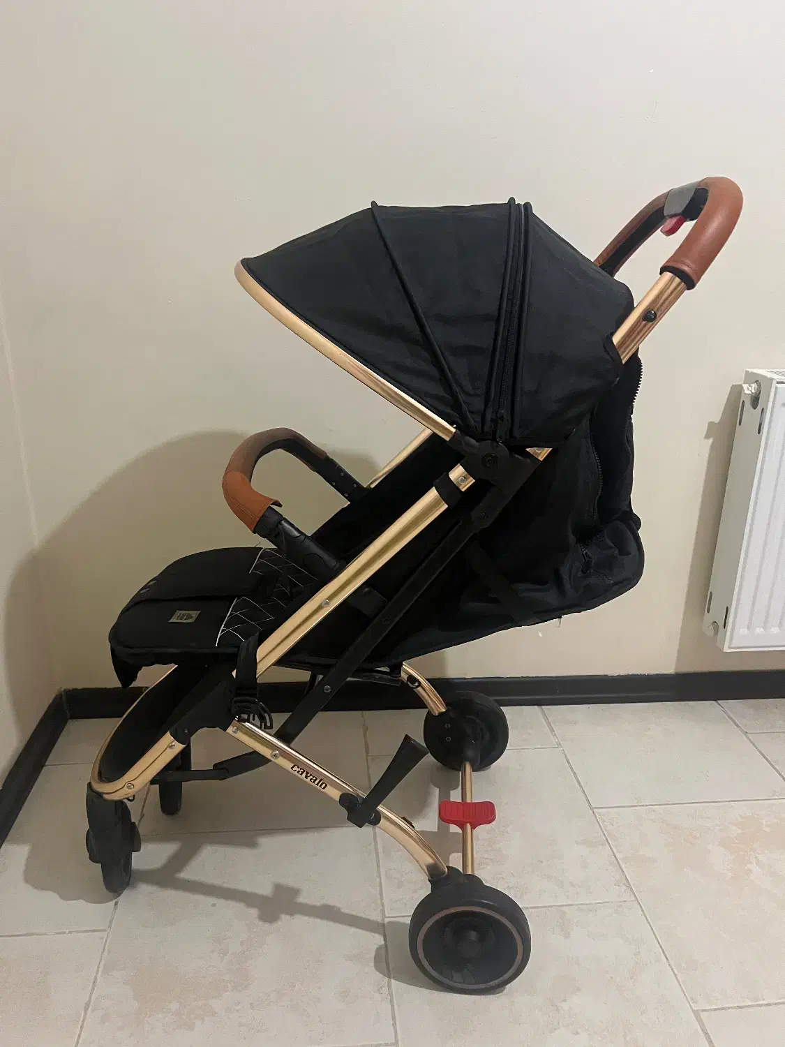 کالسکه|کالسکه و لوازم جانبی|هشتگرد, شهرک گلها|دیوار