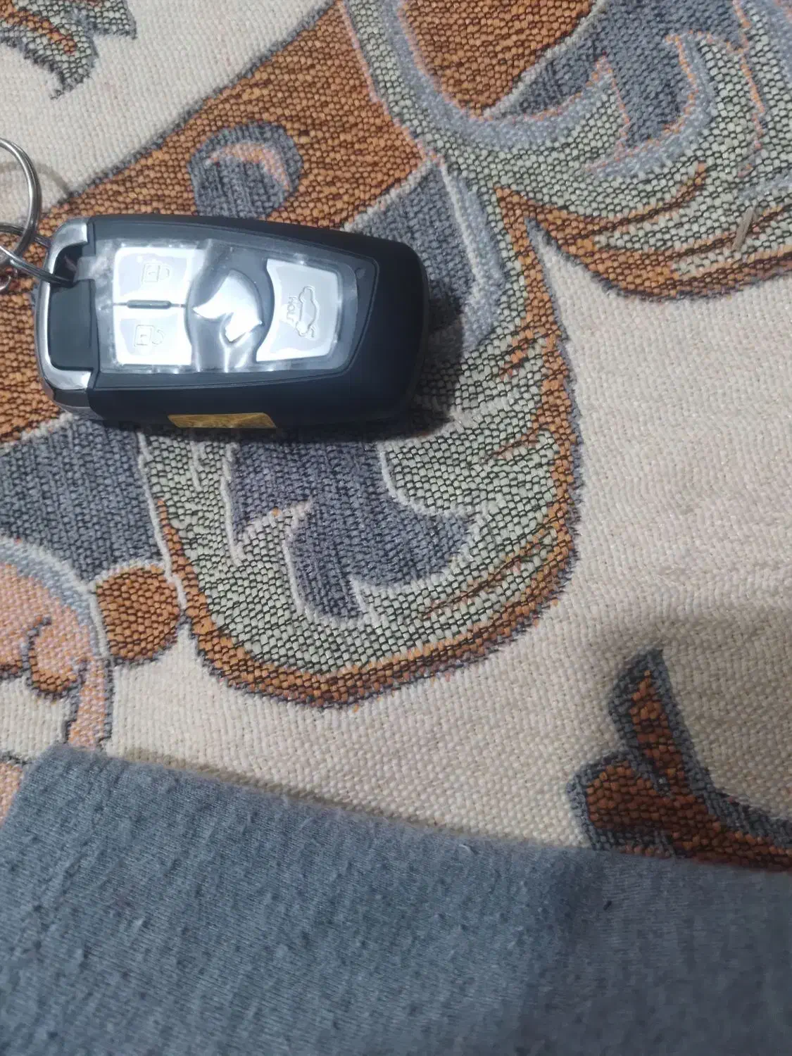 گمشده|اشیا|الیگودرز, |دیوار