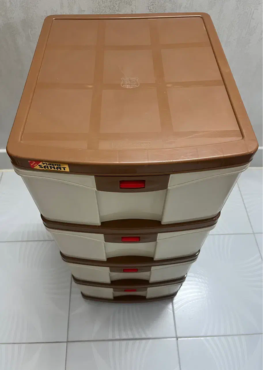 فایل ۴ کشو قفل دار|جاکفشی، کمد، دراور|اصفهان, طامه|دیوار