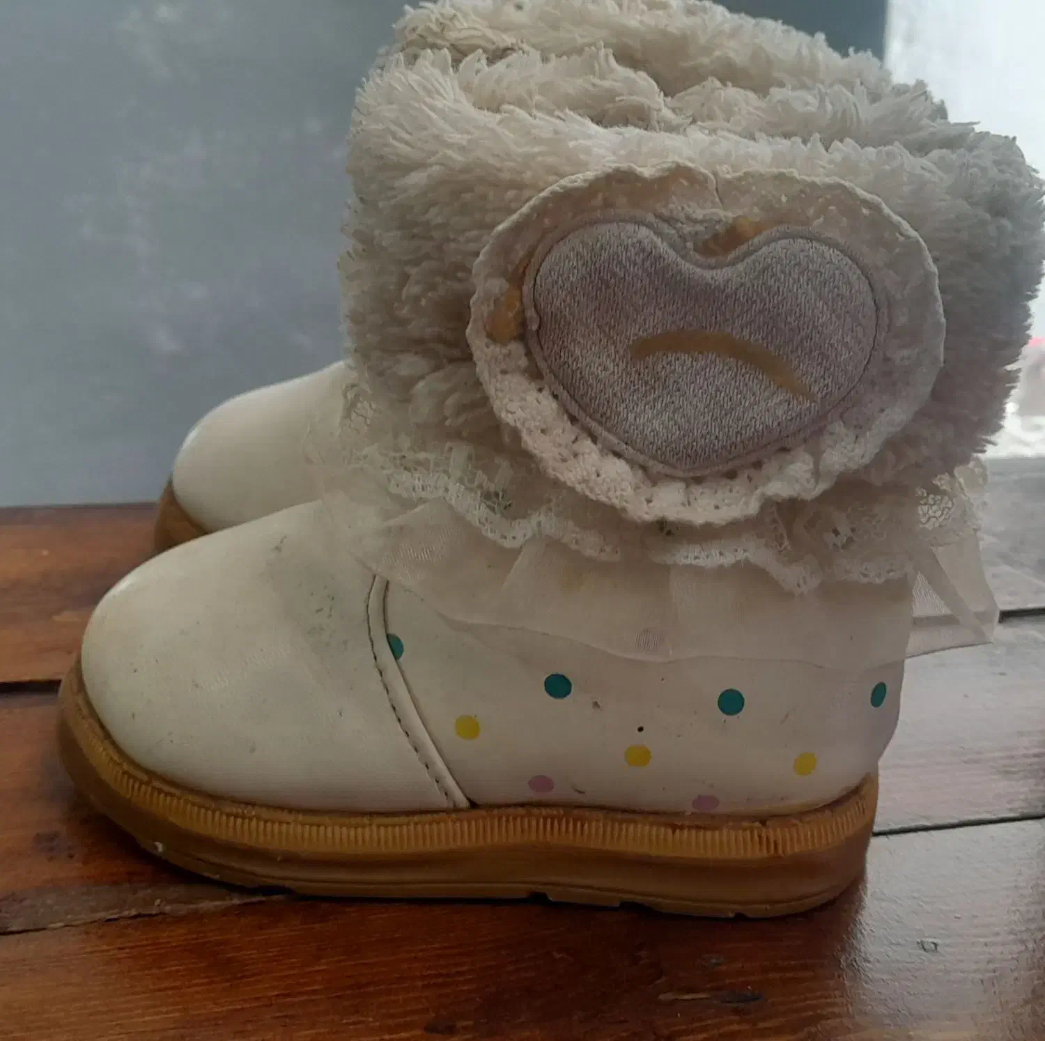 پوتین دخترانه|کفش و لباس بچه|شیروان (خراسان), |دیوار