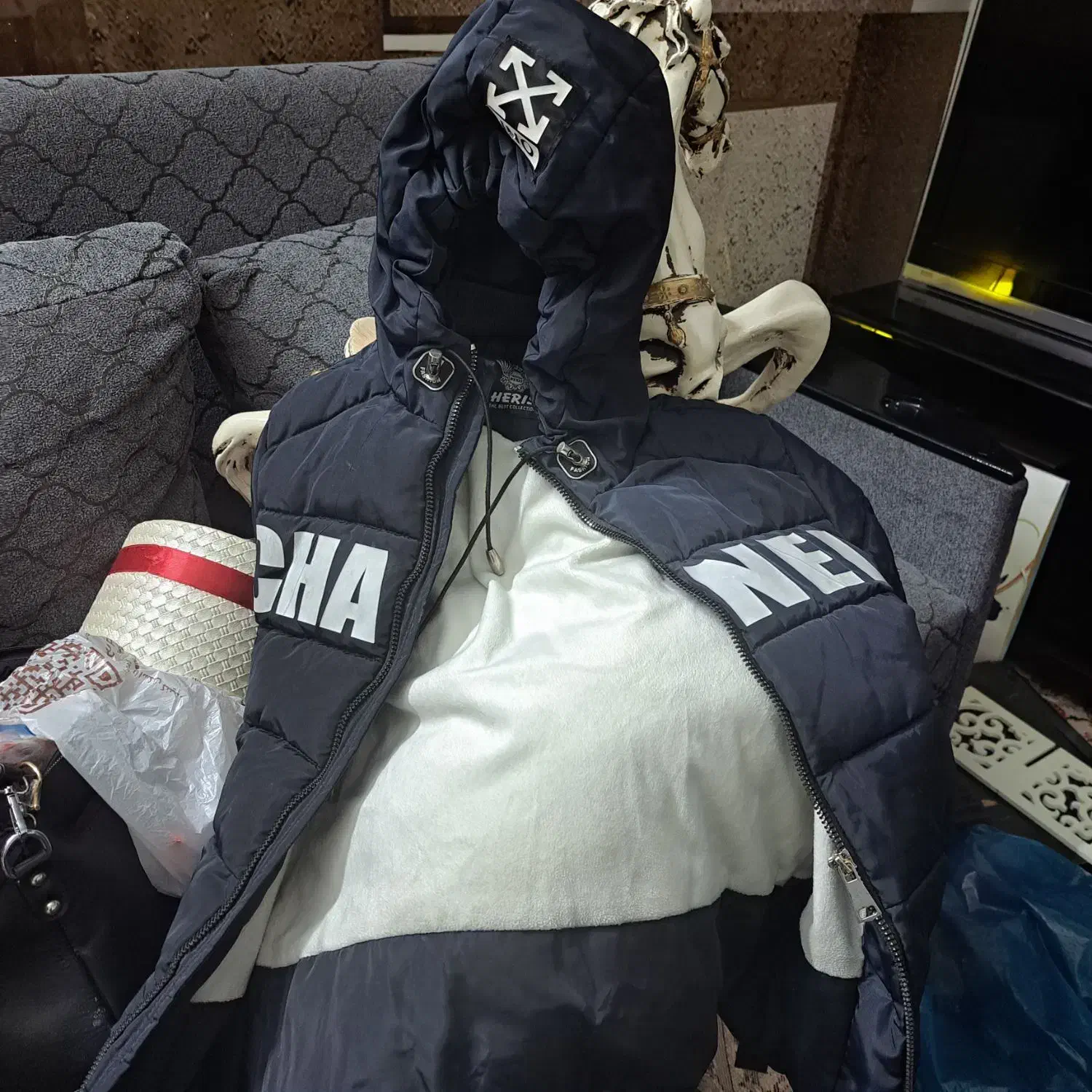 کاپشن|کفش و لباس بچه|تهران, آبشار|دیوار