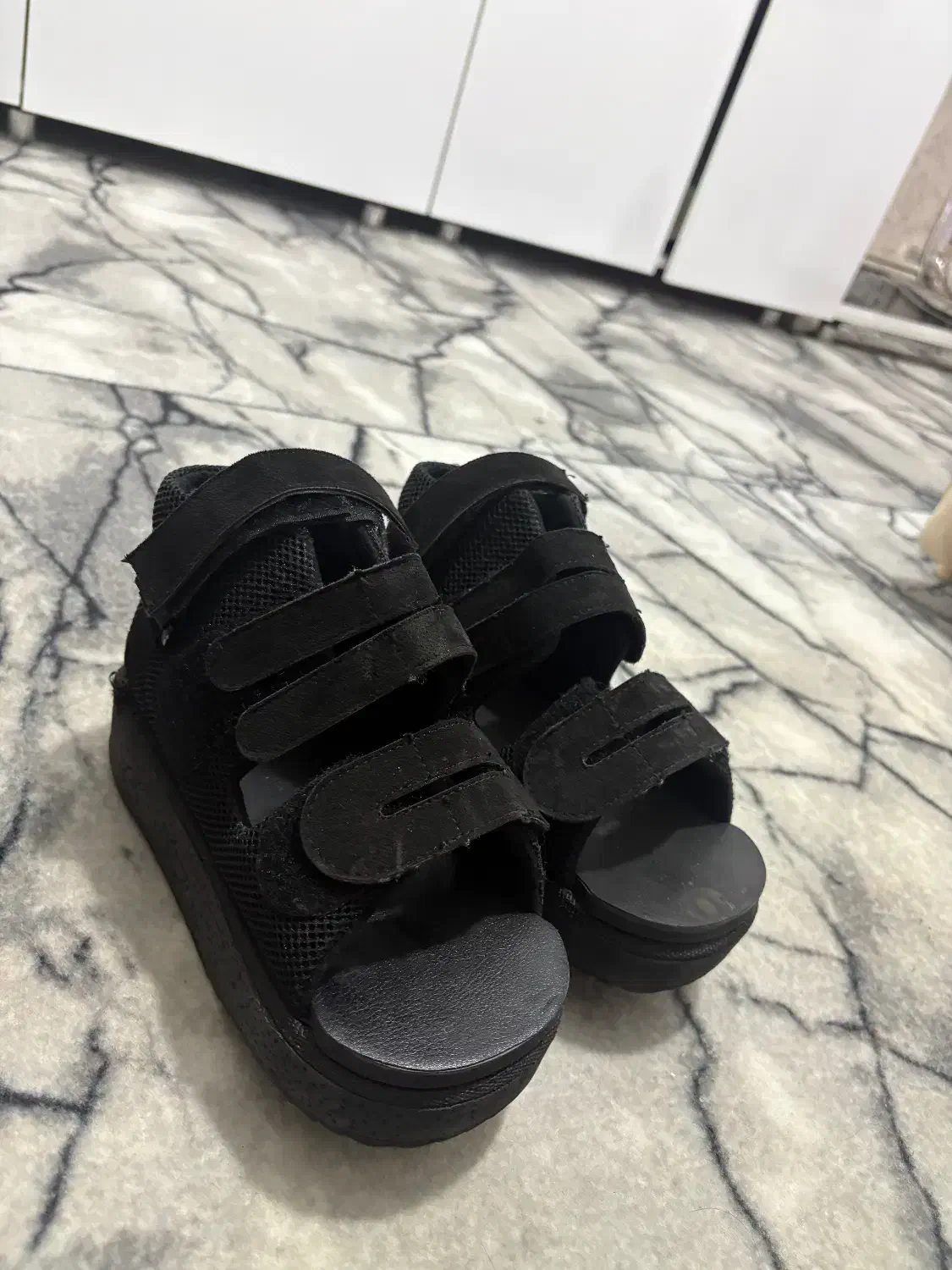 صندل|کیف، کفش، کمربند|نسیم‌شهر, |دیوار