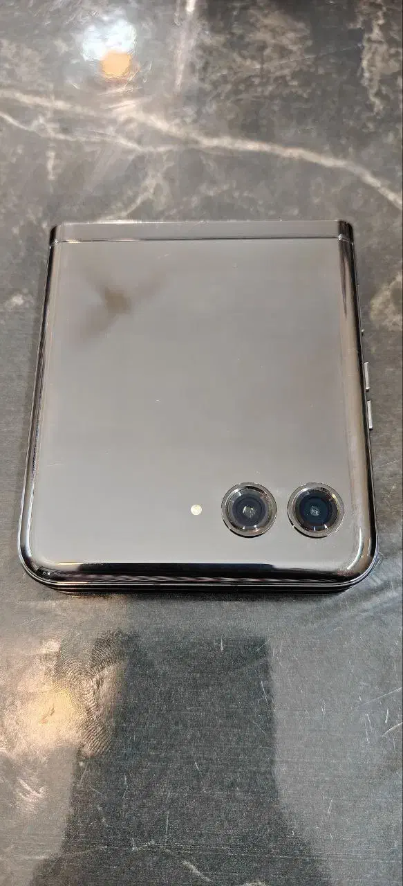 Motorola Razr 40 ultra|موبایل|بابل, |دیوار