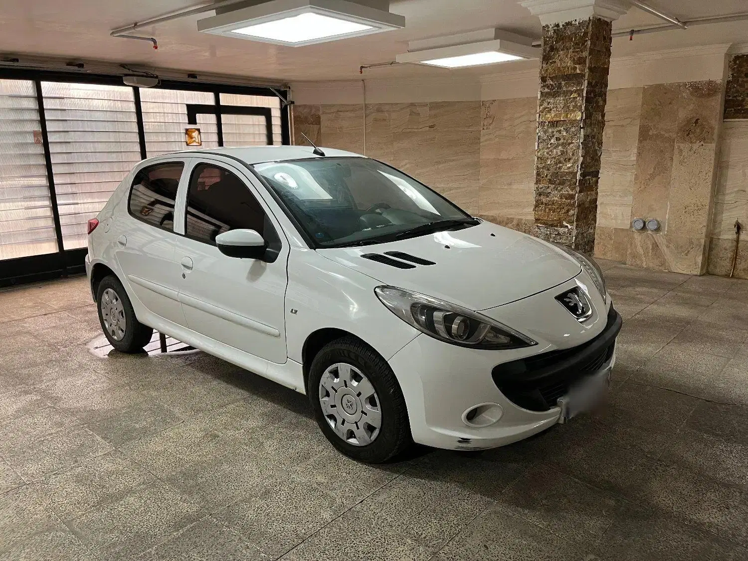 207 مدل 99|خودرو سواری و وانت|همدان, |دیوار