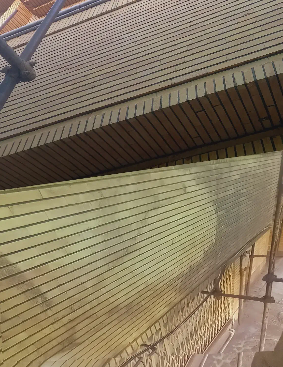 شستشوی نماو سند پلاست|خدمات نظافت|خمینیشهر, |دیوار