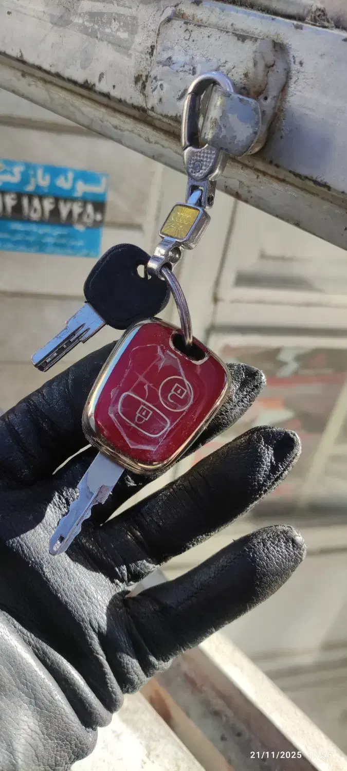 کلیدها راپیدا کردم|اشیا|اردبیل, |دیوار