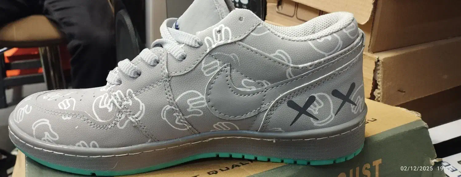 کتونی اسپرت نایک تک سایز|کیف، کفش، کمربند|قدس, شهر‌قدس|دیوار