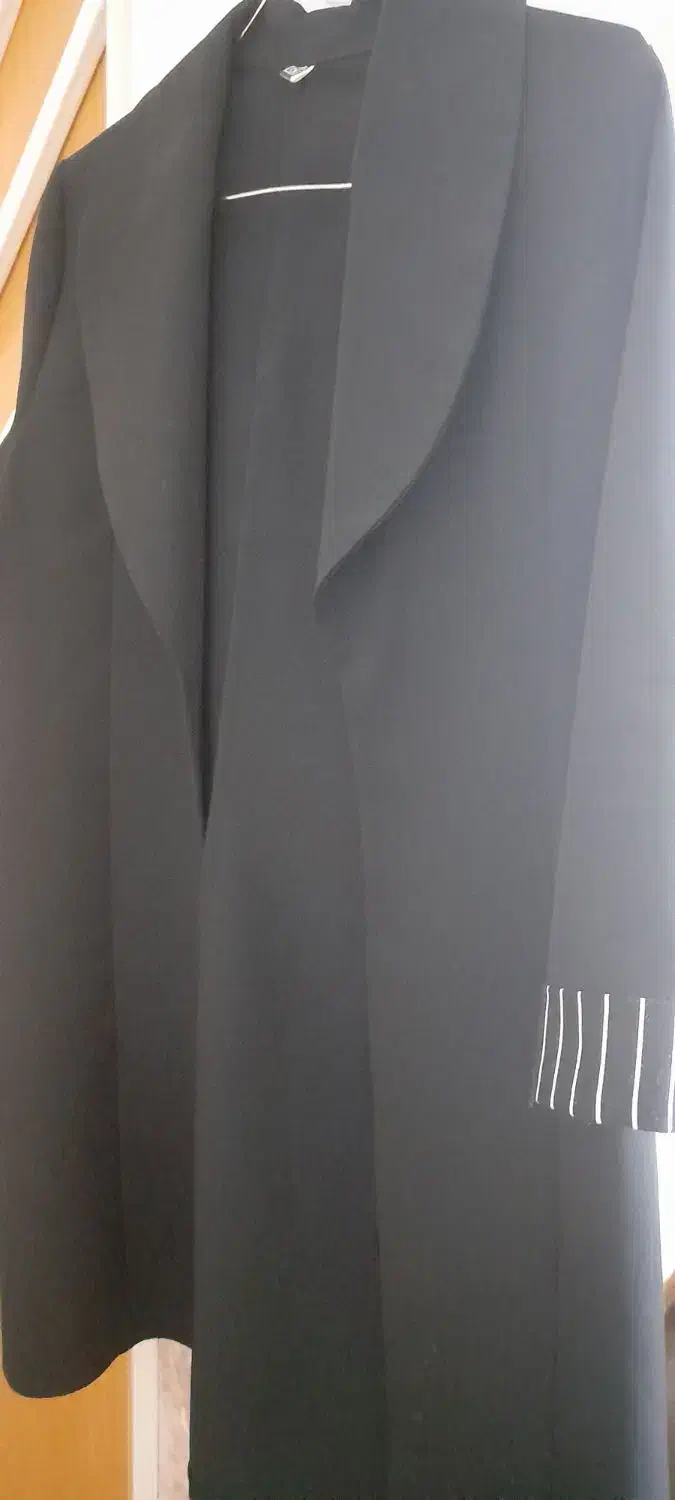 فروش تعدادی پالتو پاییزه|لباس|شیراز, زیباشهر|دیوار