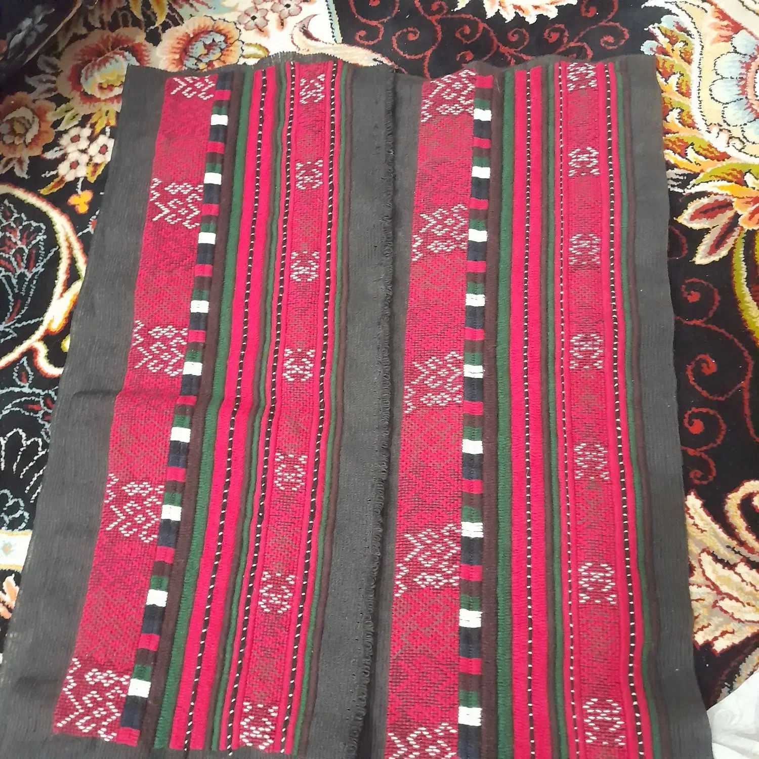 زی استین ششتاری|لباس|یزد, |دیوار