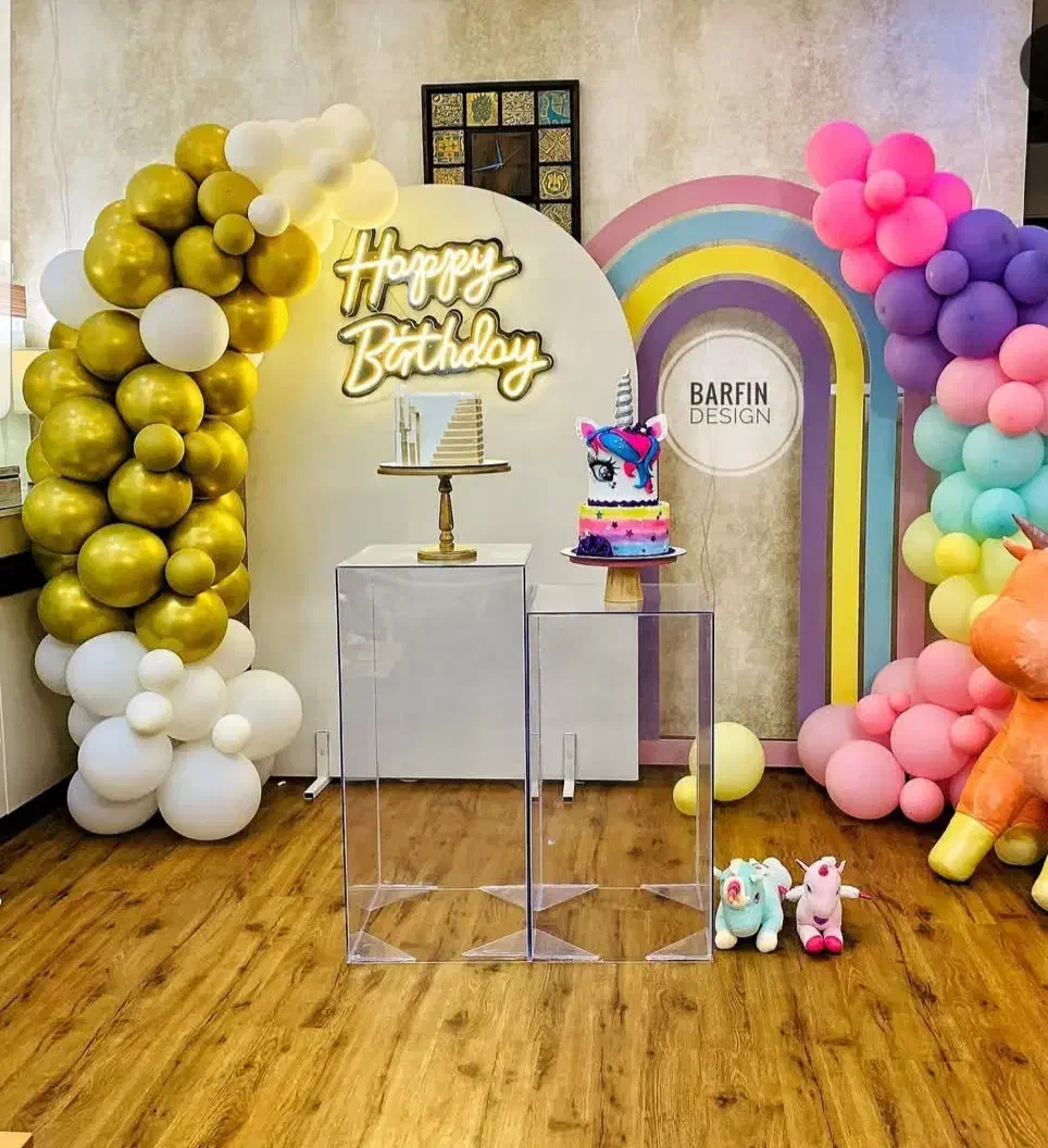 فروش یکجا وسایل دکور و دیزاین تولد و عروسی|فروشگاه و مغازه|اردبیل, |دیوار