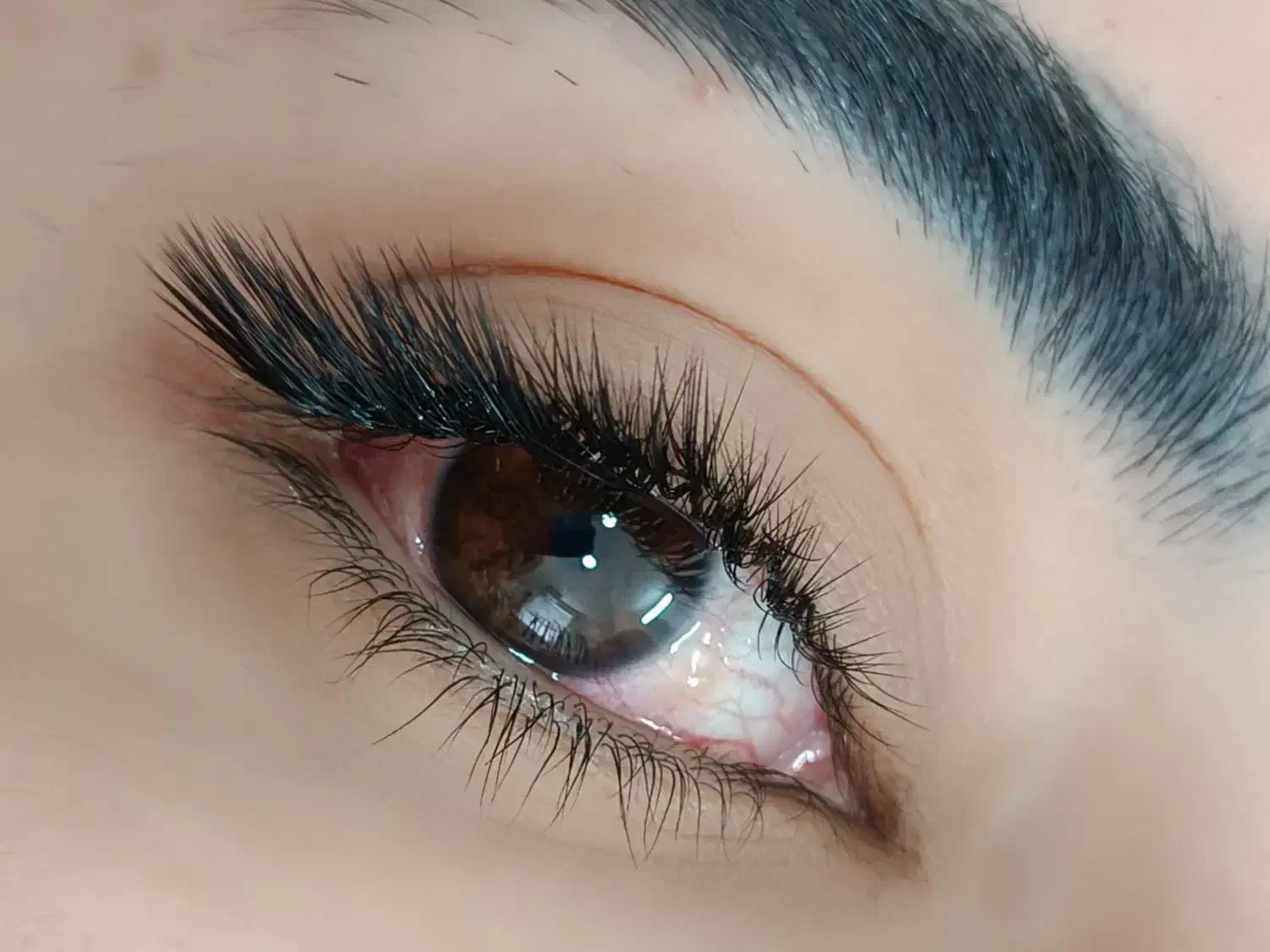 اکستنشن و کاشت مژه.لیفت ابرو و مژه|خدمات آرایشگری و زیبایی|خرم‌آباد, |دیوار