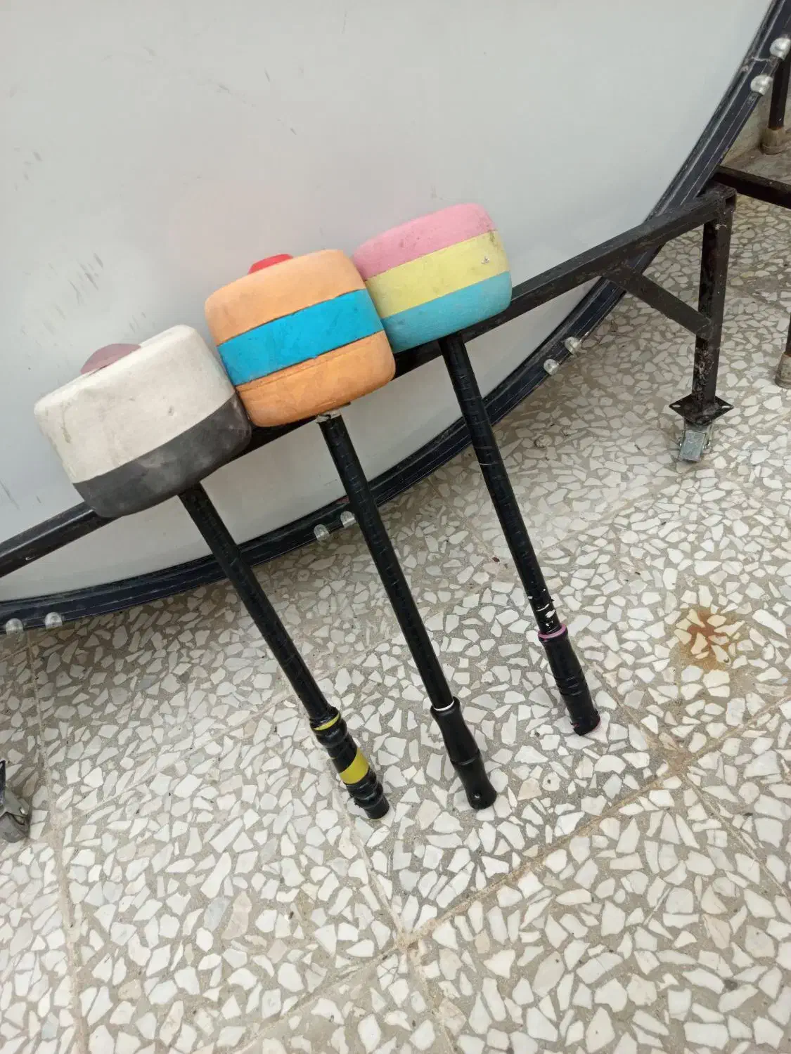 تبل|درام و پرکاشن|اراک, |دیوار