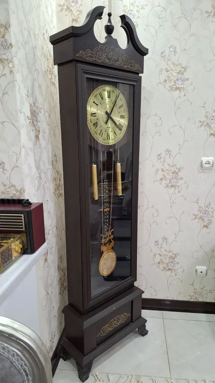 ساعت ایستاده در حد نو کاملا سالم چوب ام دی اف|ساعت دیواری و تزئینی|شاهینشهر, عطار|دیوار