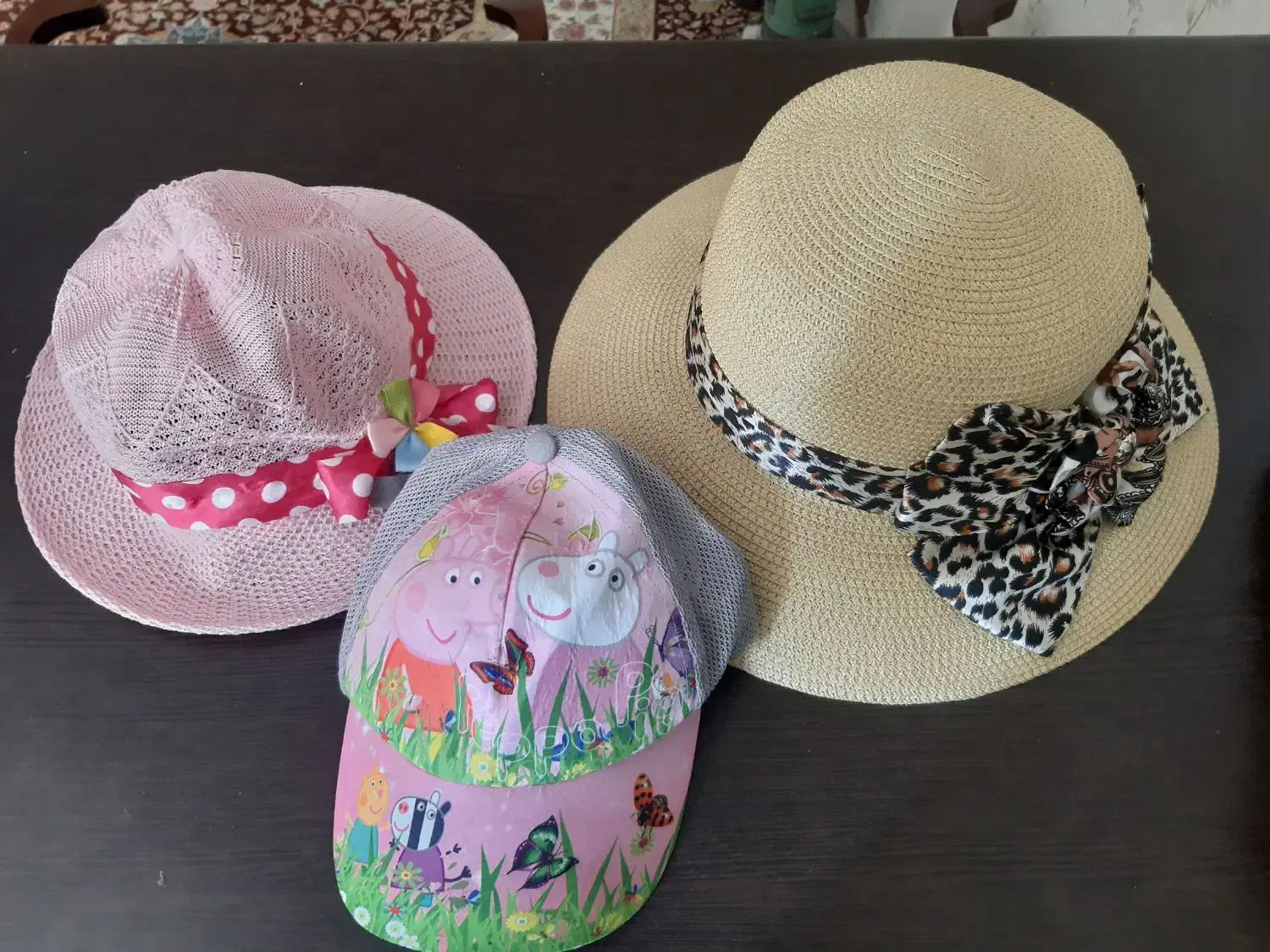 دمپایی و کلاه ساحلی|کیف، کفش، کمربند|ری, دیلمان|دیوار