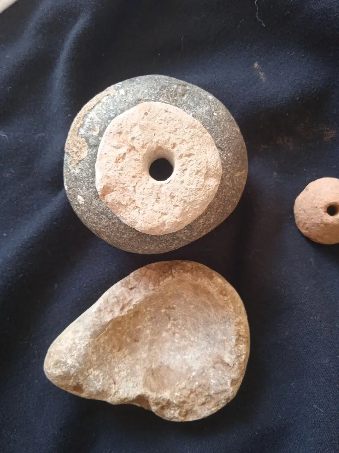 سنگ|کلکسیون اشیاء عتیقه|بیستون, |دیوار