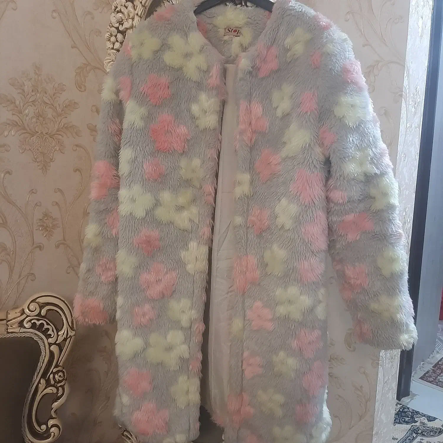 خز ،بافت، مانتو،پالتو،شلوار|لباس|رشت, یخسازی|دیوار