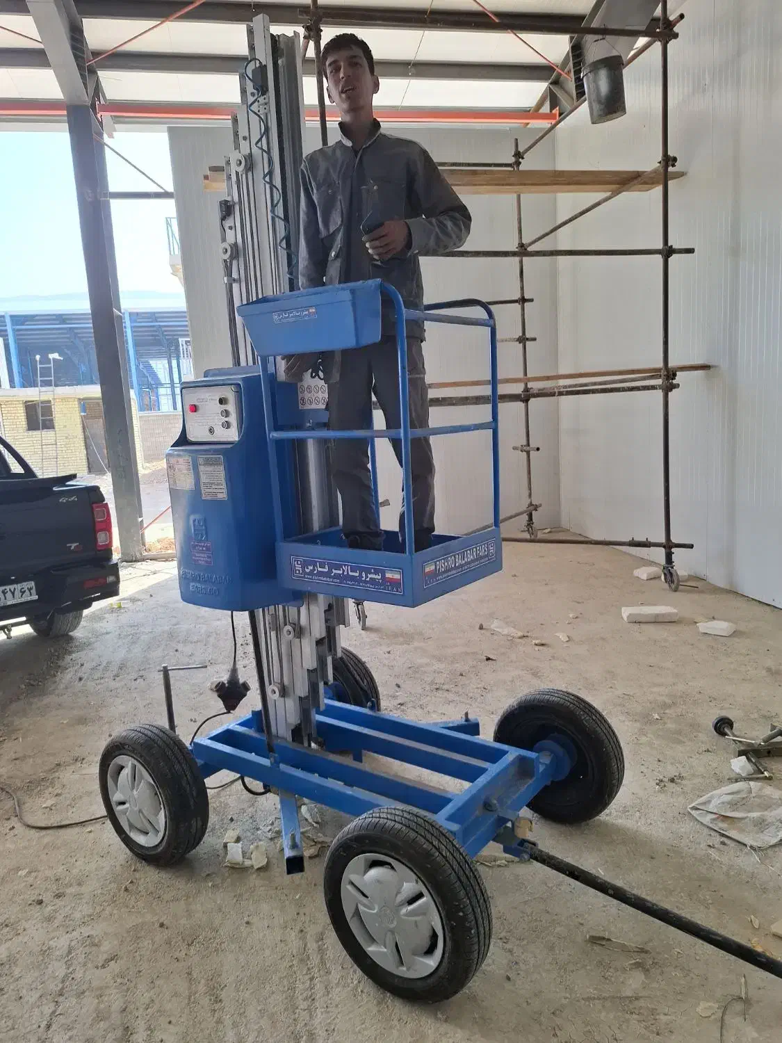 فروش و اجاره بالابر برقی نفربر تکفاز 11 متر|ماشینآلات صنعتی|شیراز, نجم آباد|دیوار