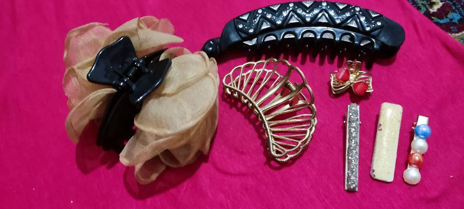 تعدادی لوازم آرایش|بدلیجات|خرم‌آباد, |دیوار