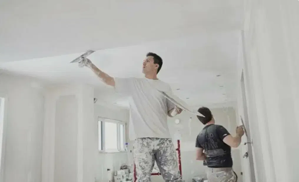 گچکاری لکه گیری و خورده کاری انجام میشود گچ کار|خدمات پیشه و مهارت|چابهار, |دیوار