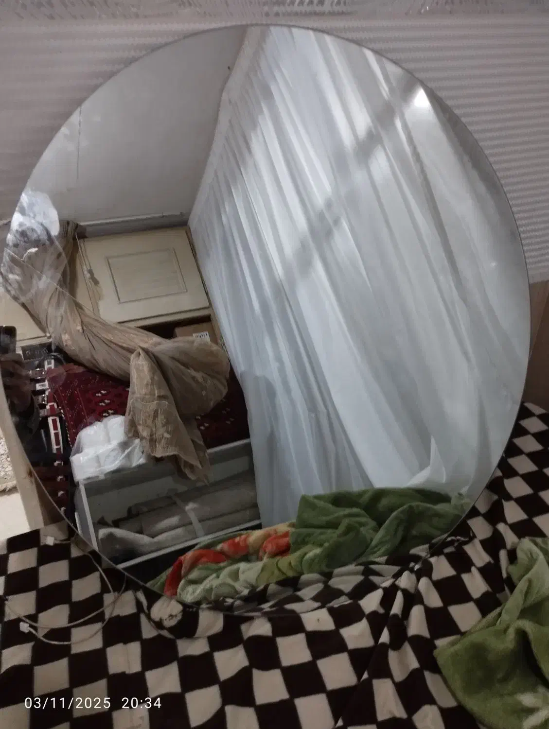 آیینه گرد|آینه|مشهد, مصلی (کارمندان اول)|دیوار