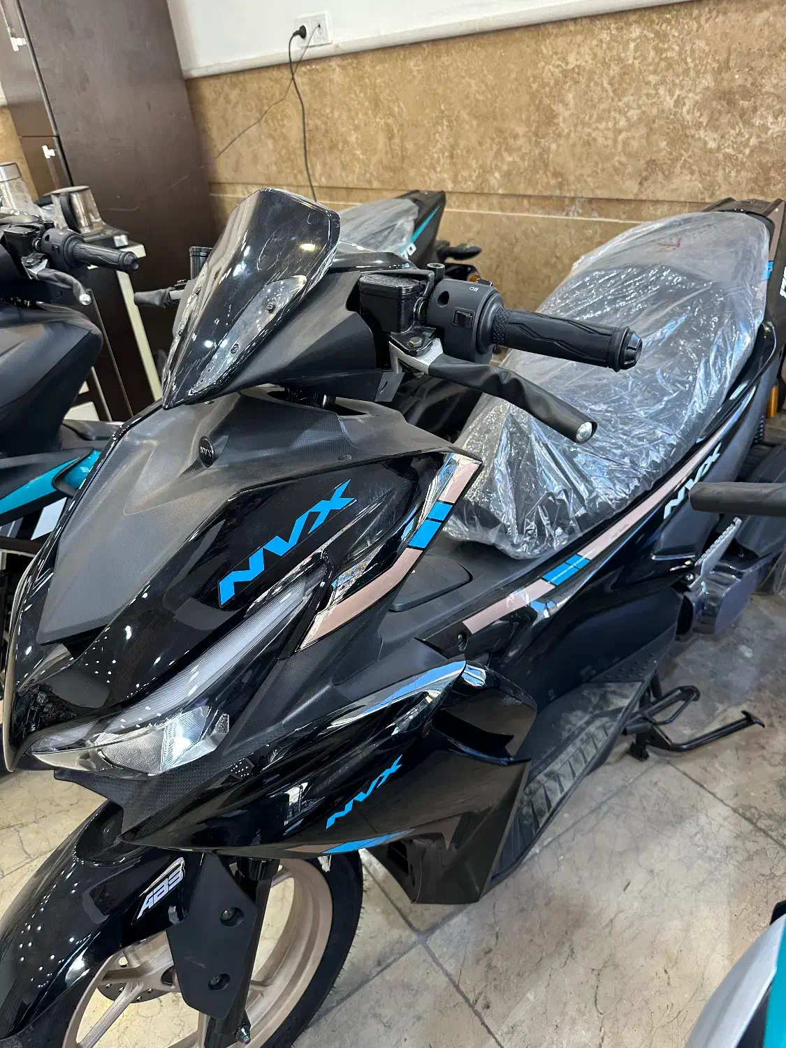 ایروکس ۱۷۰ صفر ۱۴۰۴  نقدواقساط واریو adv|موتورسیکلت|گرگان, |دیوار