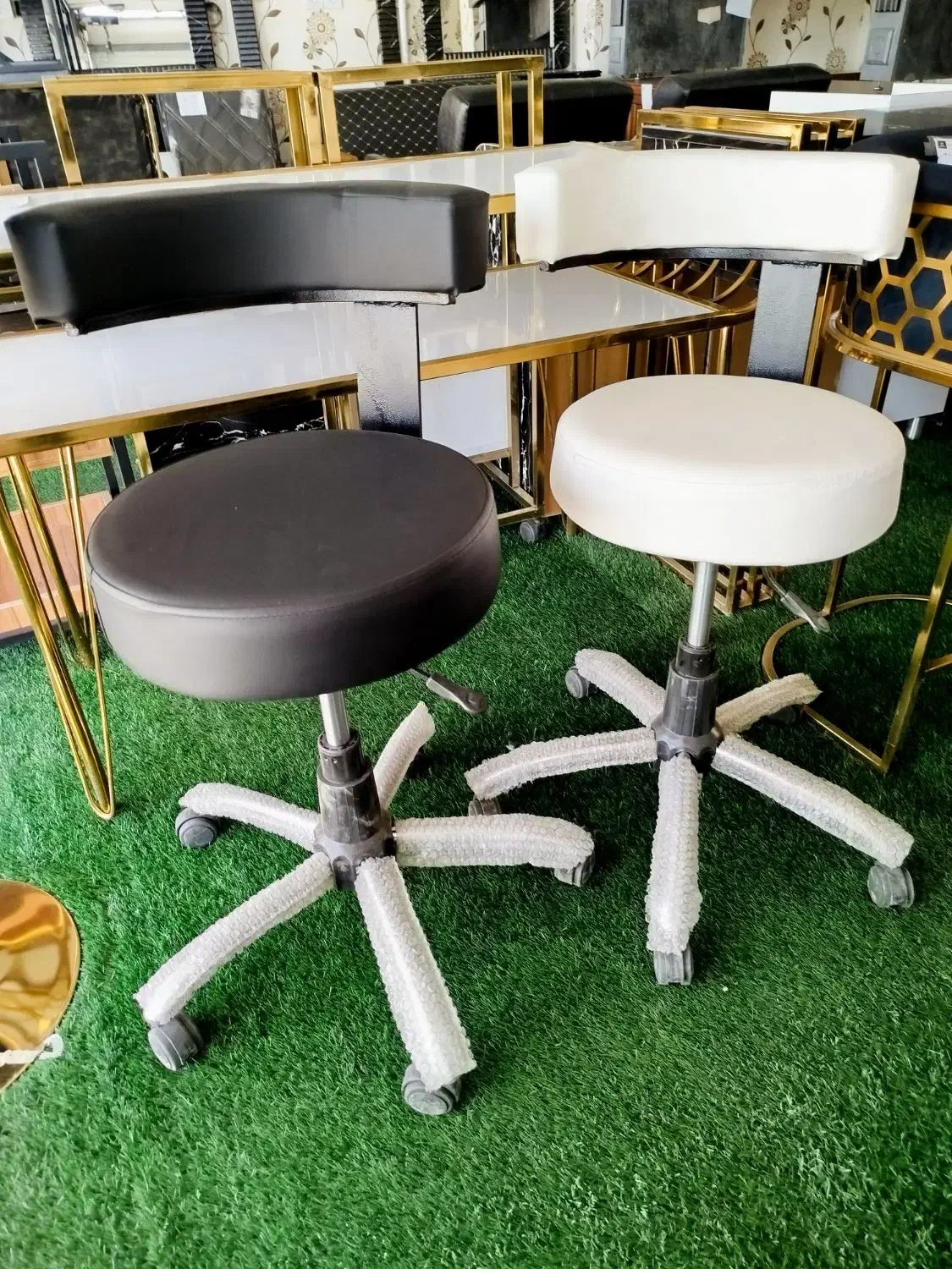 صندلی استاد کار زیمنسی مجموعه زرکالا|آرایشگاه و سالنهای زیبایی|یاسوج, |دیوار