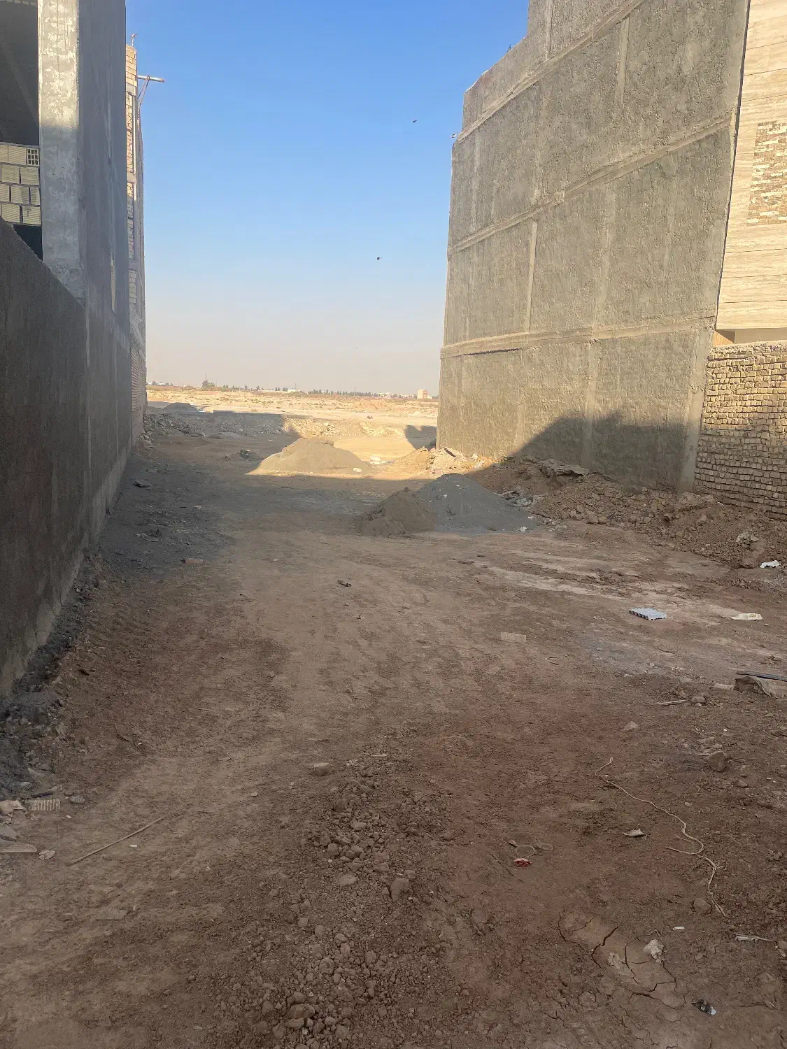 زمین شمالی ۲۳۰ متر در شهرک سیمرغ|فروش زمین و ملک کلنگی|برخوار, |دیوار