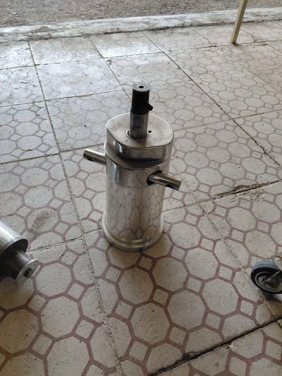 جک پدال سایز بزرگ و کوچک|آرایشگاه و سالن‌های زیبایی|کرمانشاه, |دیوار