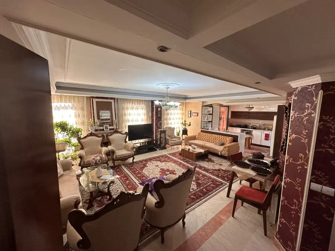 اپارتمان بهارستان خیابان گودرزی ۹۷ متر فول ۲خواب|فروش آپارتمان|تهران, بهارستان|دیوار