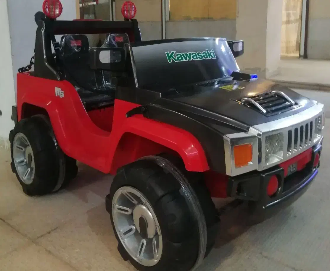 ماشین شارژی لندرور نو تمیز|اسباببازی بچه|صدرا-فارس, فاز ۱|دیوار