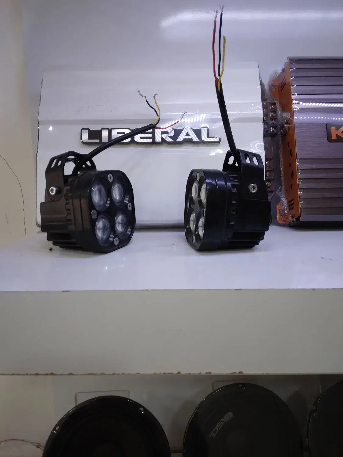 پروژکتور .چراغ ۴ چشمی|لامپ و چراغ|تبریز, |دیوار