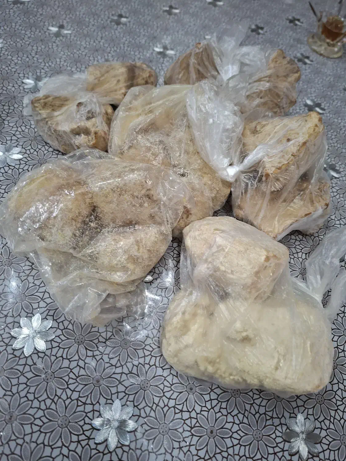 قره قوروت گوسفندی|ظروف پخت‌وپز|مشهد, خرمشهر|دیوار