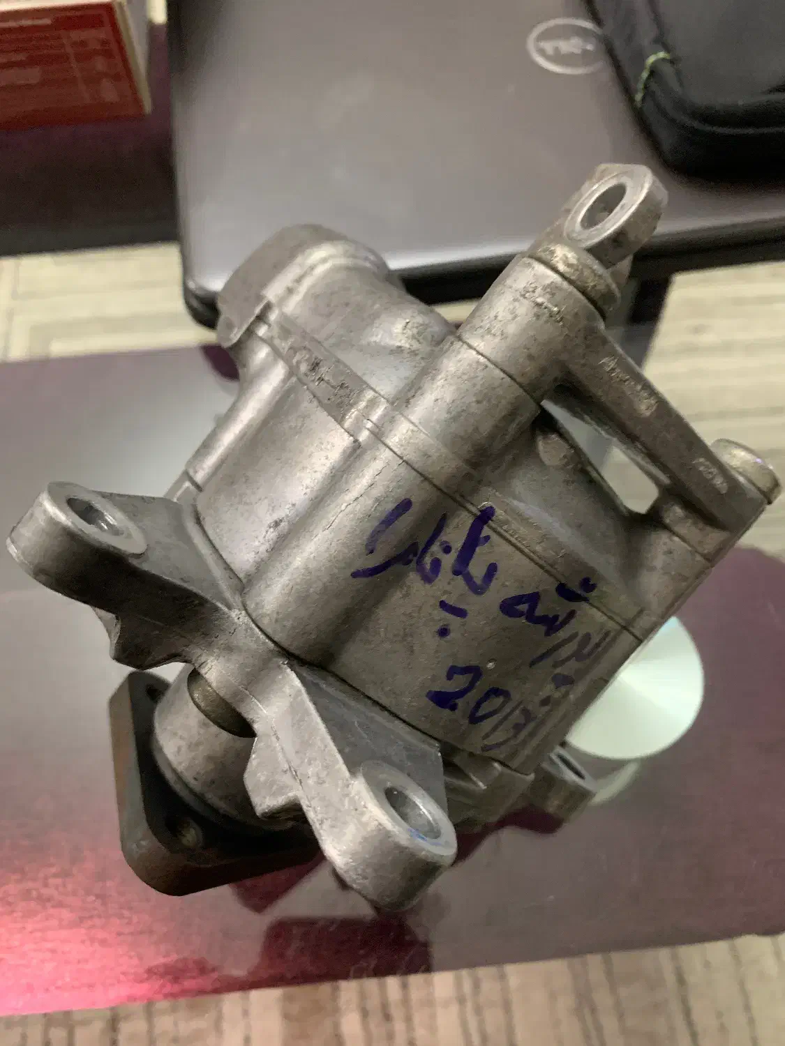 پمپ هیدرولیک فرمان پورشه پانامرا اصلی|قطعات یدکی و لوازم جانبی|شیراز, کلاهدوز|دیوار