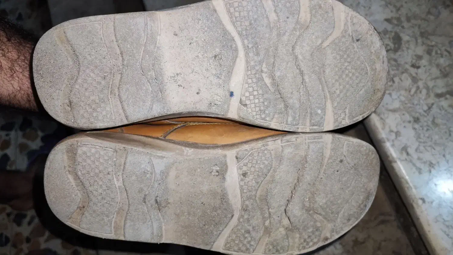 دو جفت کفش رایگان|کیف، کفش، کمربند|لنگرود, |دیوار