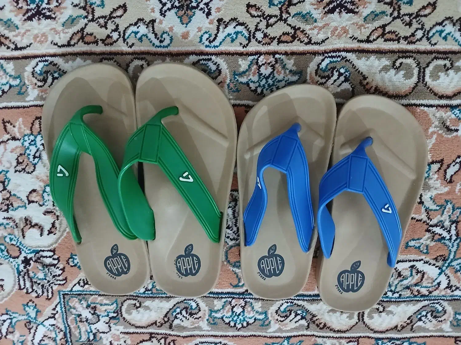 دمپایی انگشتی بچگانه|کفش و لباس بچه|قم, ولیعصر|دیوار