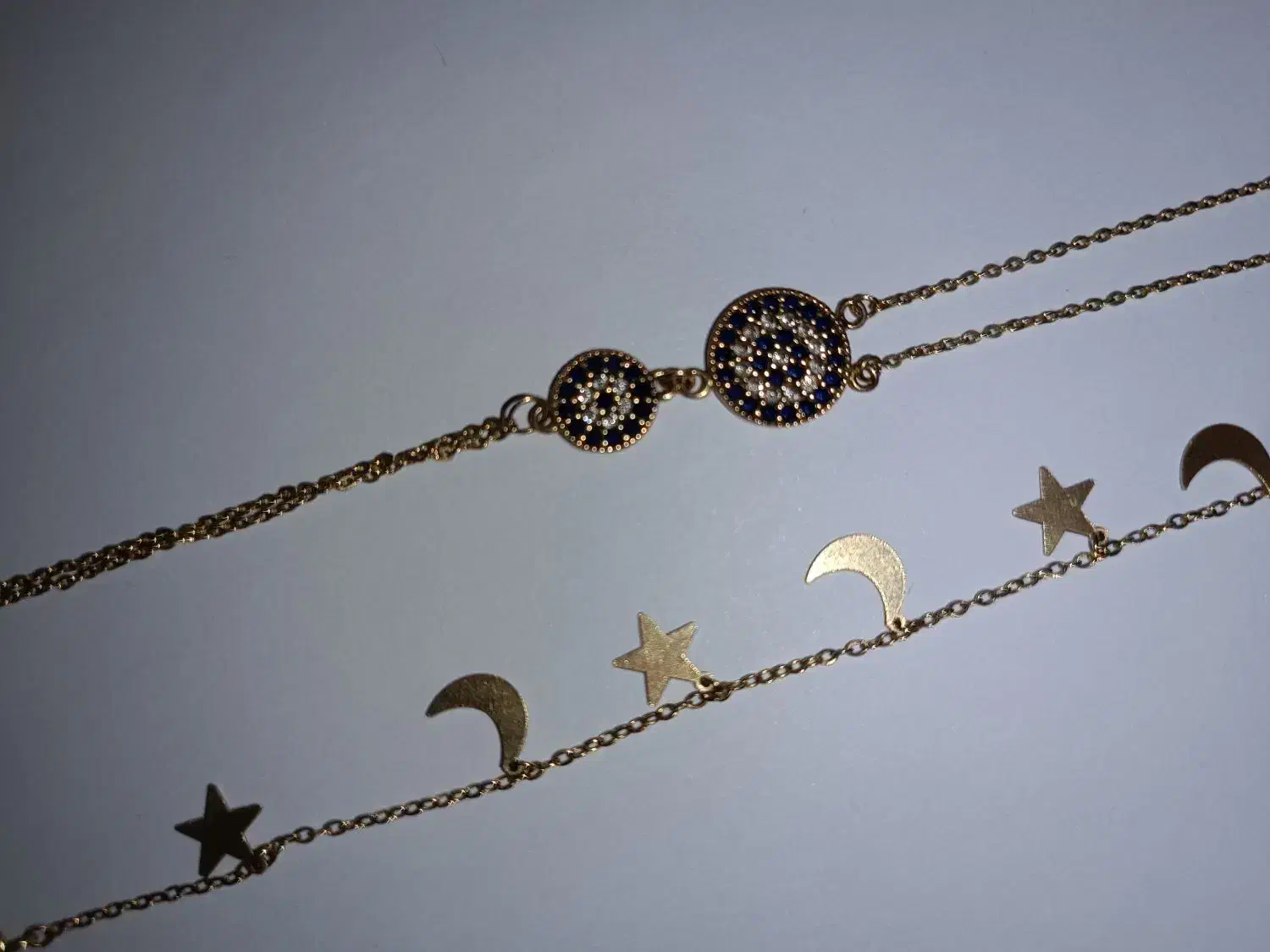 طلا در حد نو|جواهرات|اندیشه, اندیشه فاز ۱|دیوار