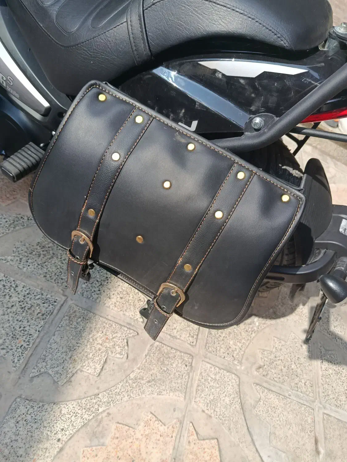 کیف گم شده|اشیا|کوهدشت, |دیوار