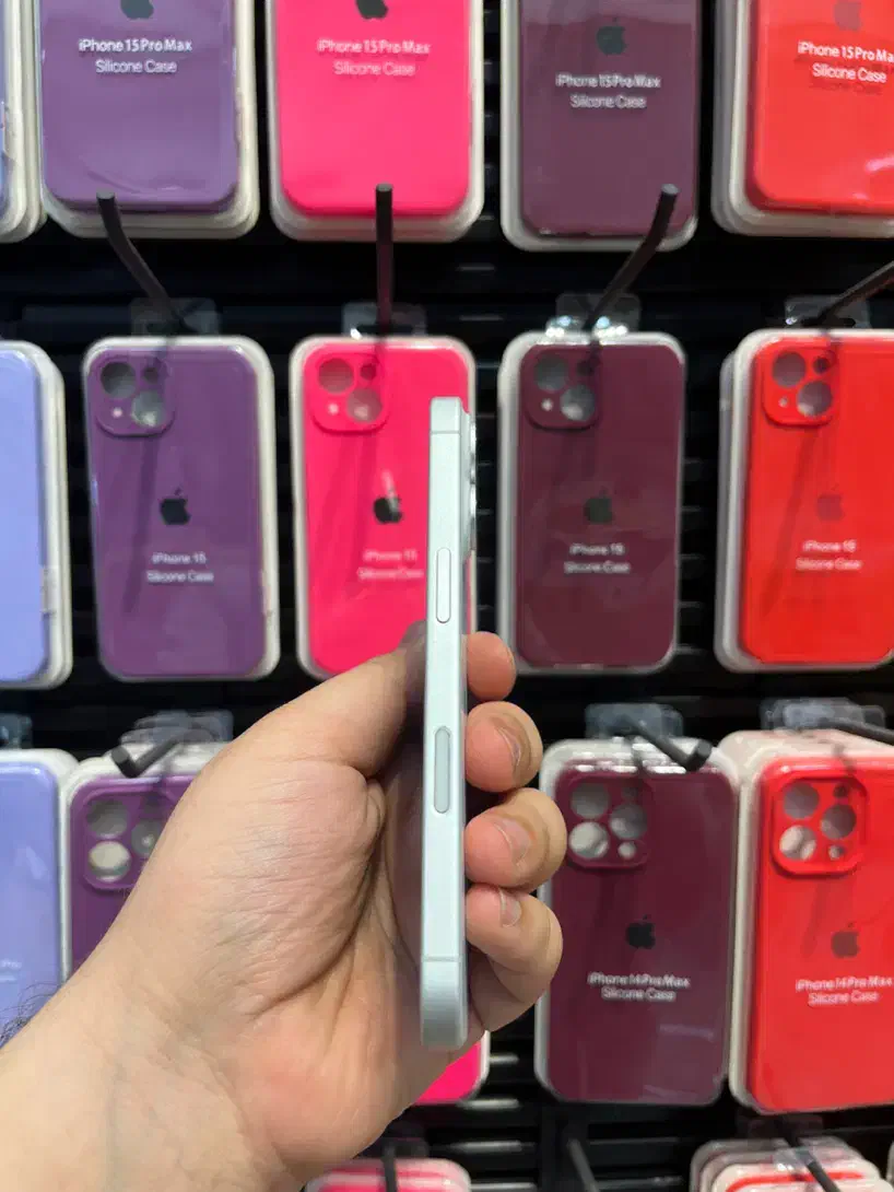 آیفون ۱۶ نرمال سفید|موبایل|تهران, صادقیه|دیوار