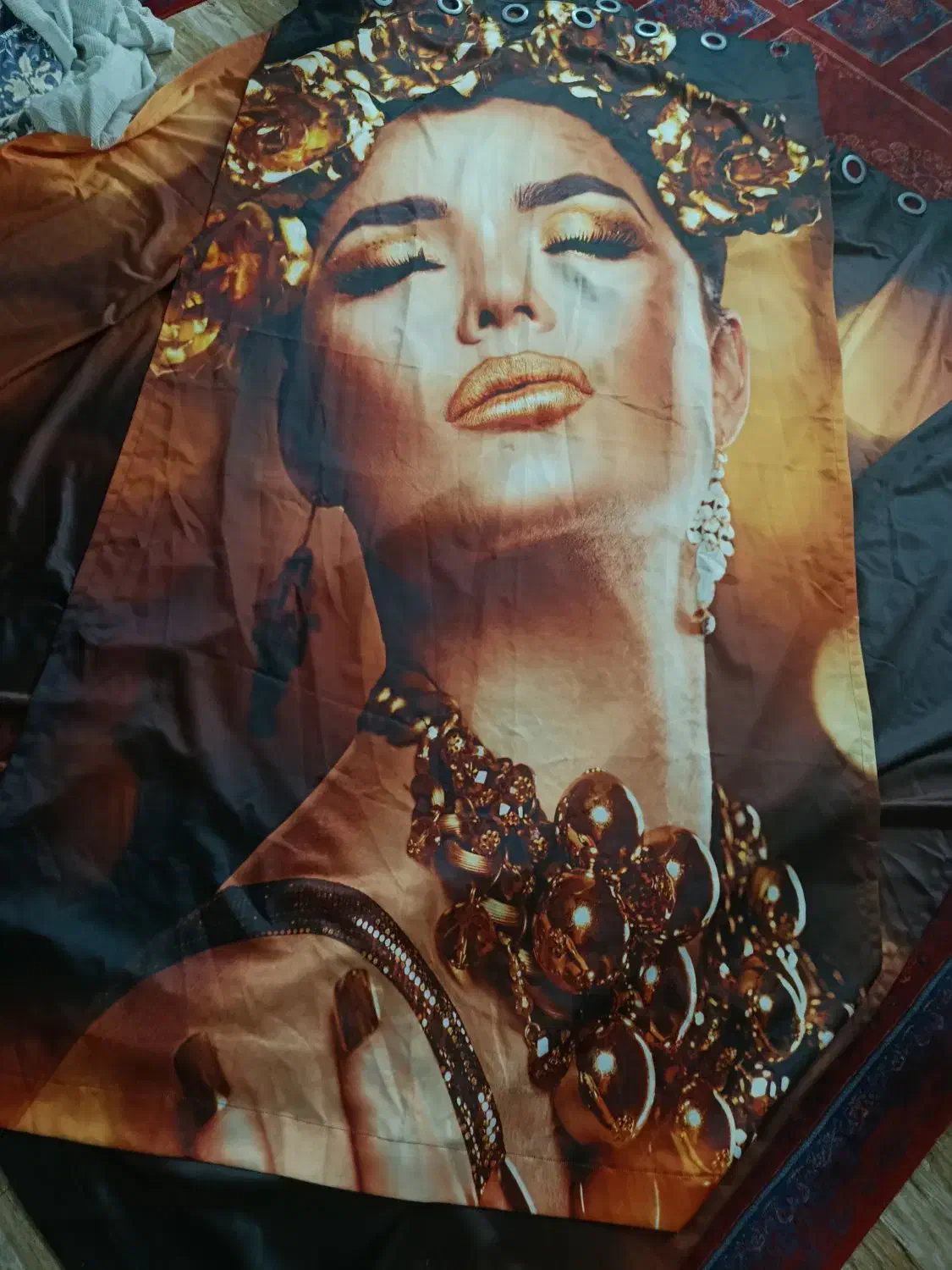 پرده و روفرشی|روفرشی|مشهد, ولیعصر (شهرک غرب)|دیوار