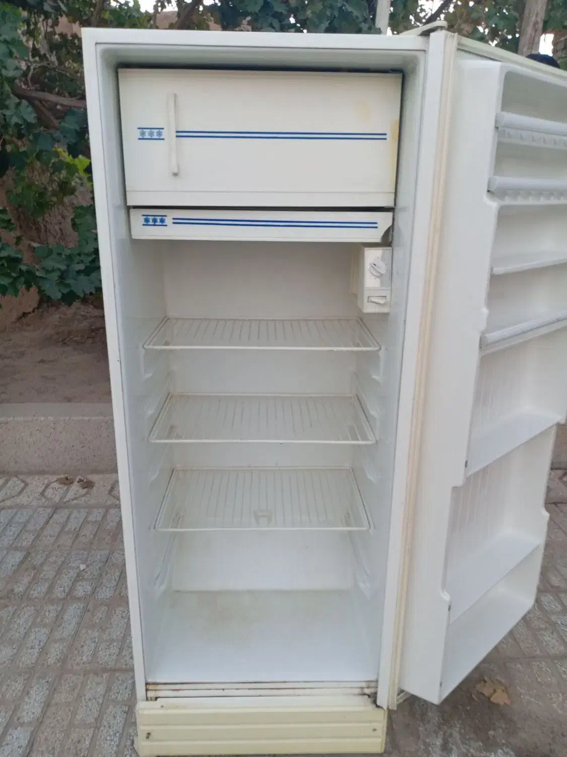 میز تلویزیون ..یخچال گاز فر دار|اجاق گاز و لوازم برقی پختوپز|تربتحیدریه, باغ سلطانی|دیوار