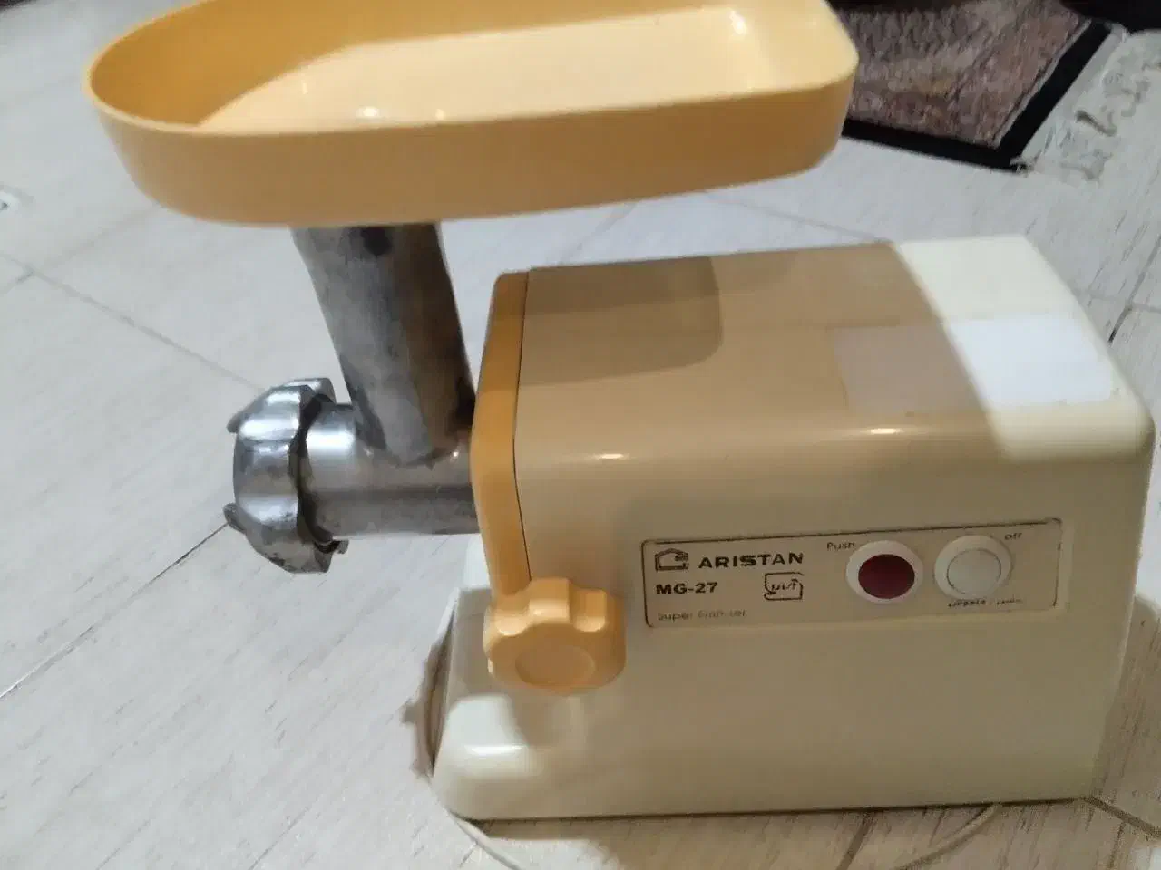 ۲ تا جنس مناسب ویلا و سفر قیمت پایین|حراج|قم, چهل درخت|دیوار