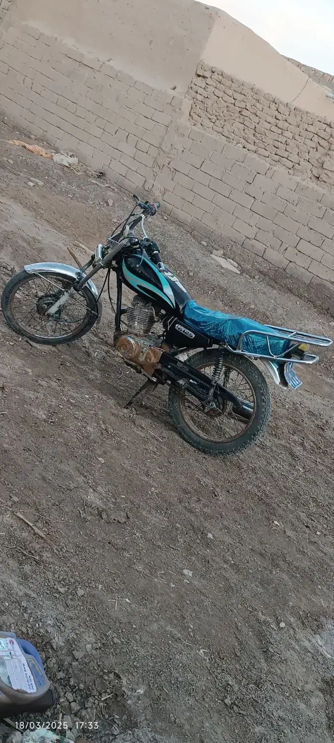 متور دست ساز صدوپنجا ولی پستون دویست|موتورسیکلت|زابل, |دیوار