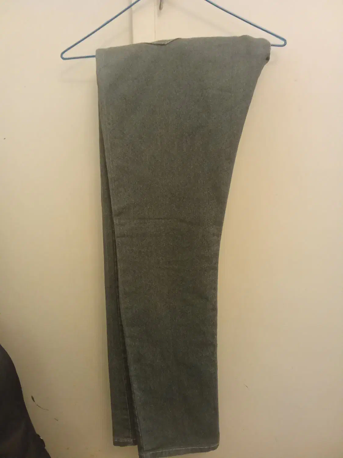 شلوار جین سبز مارک Levi's|لباس|شیراز, میرزاکوچک خان|دیوار