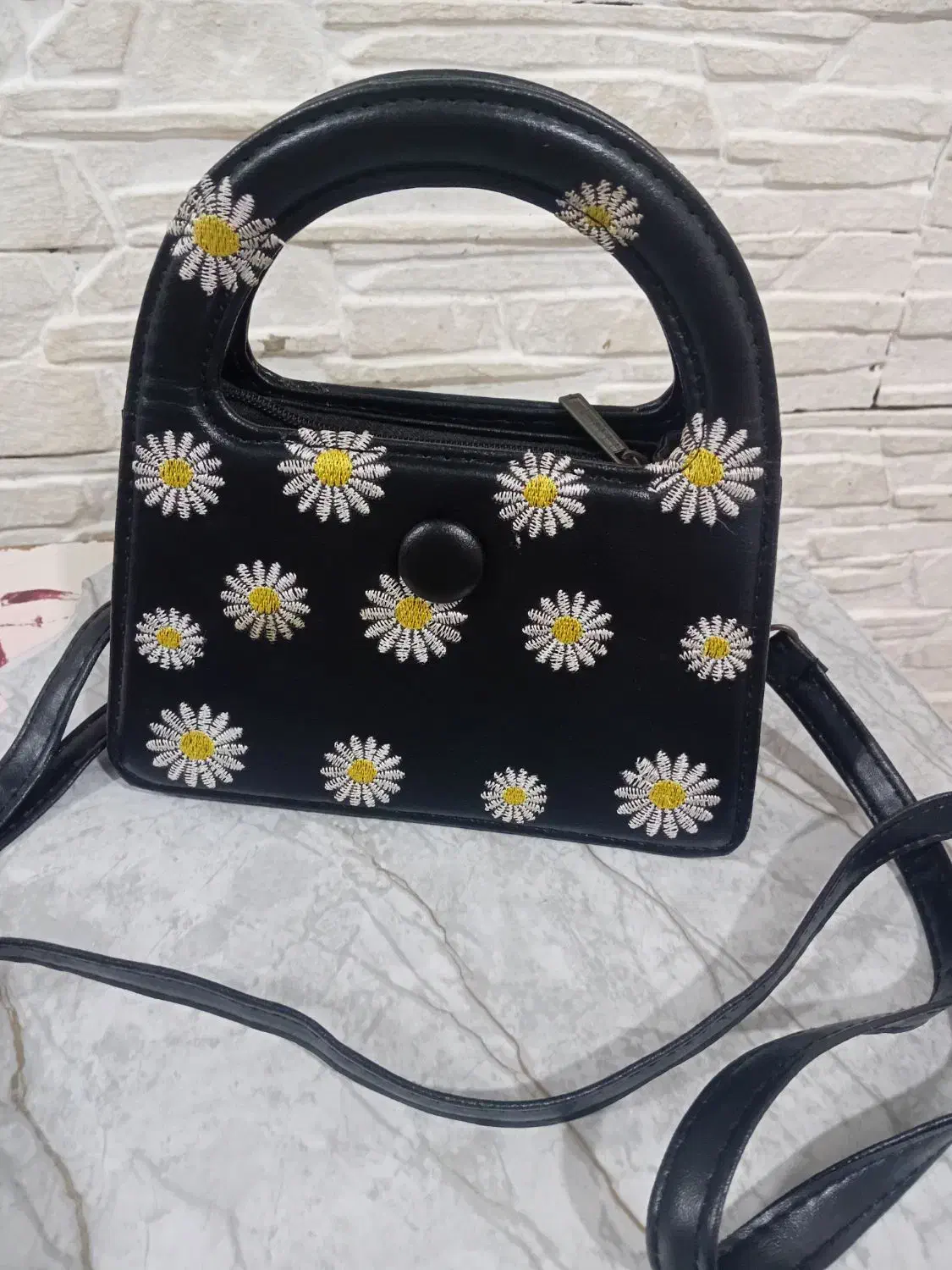 کیف و شال|کیف، کفش، کمربند|گنبد کاووس, |دیوار