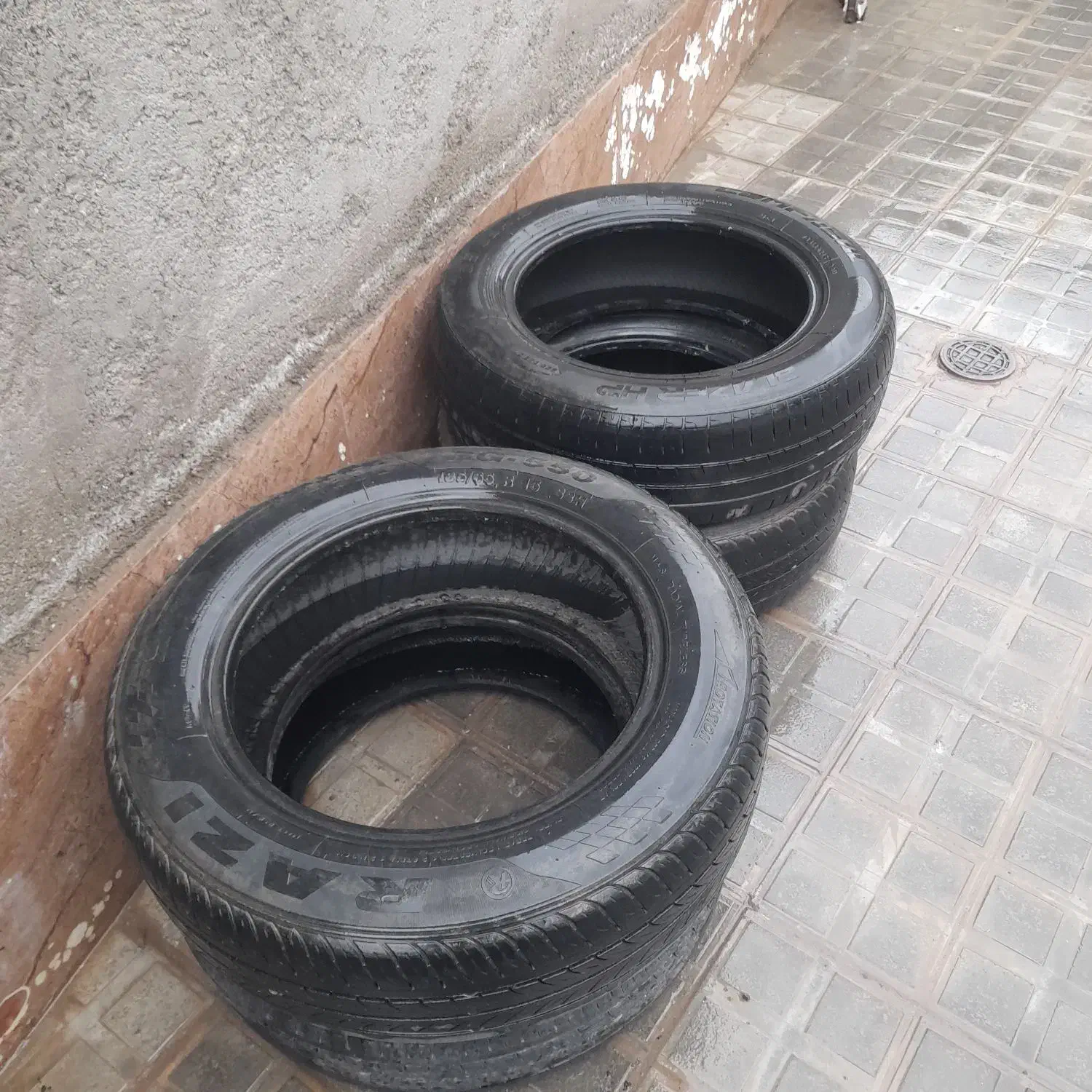 لاستیک|قطعات یدکی و لوازم جانبی|تربت‌حیدریه, بالا ولایت|دیوار