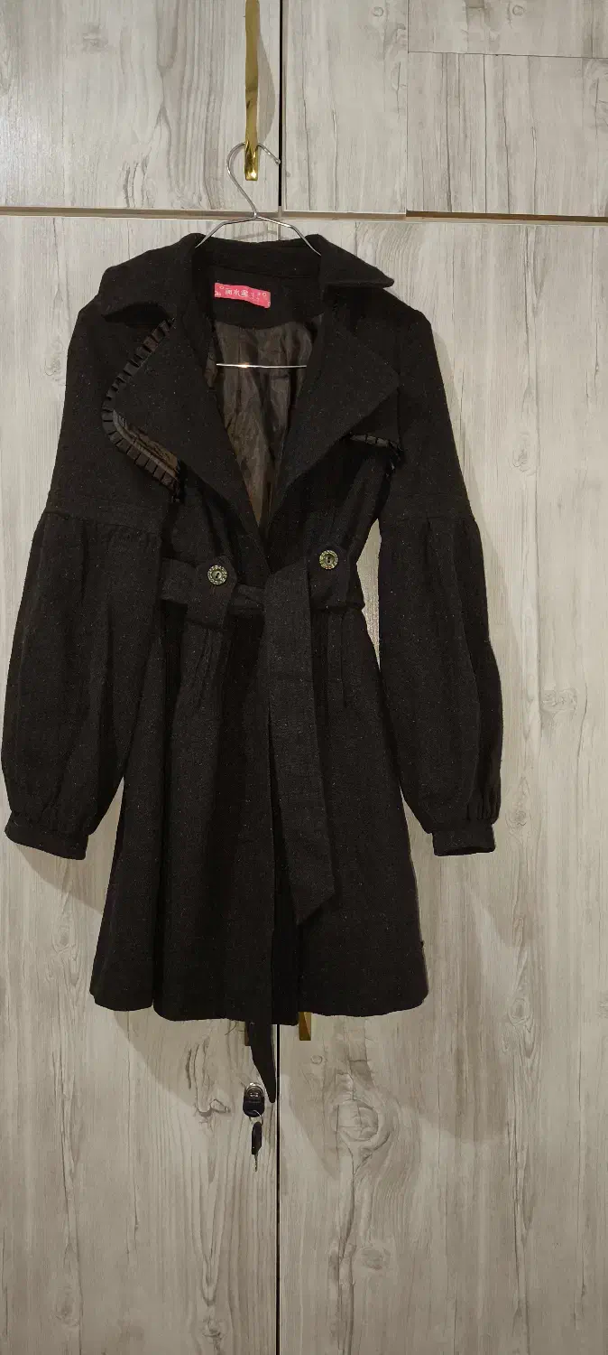 مانتو|لباس|نسیم‌شهر, |دیوار