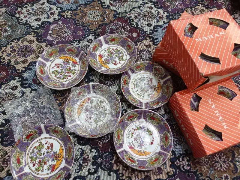 نعلبکی|ظروف سرو و پذیرایی|پیر بکران, |دیوار