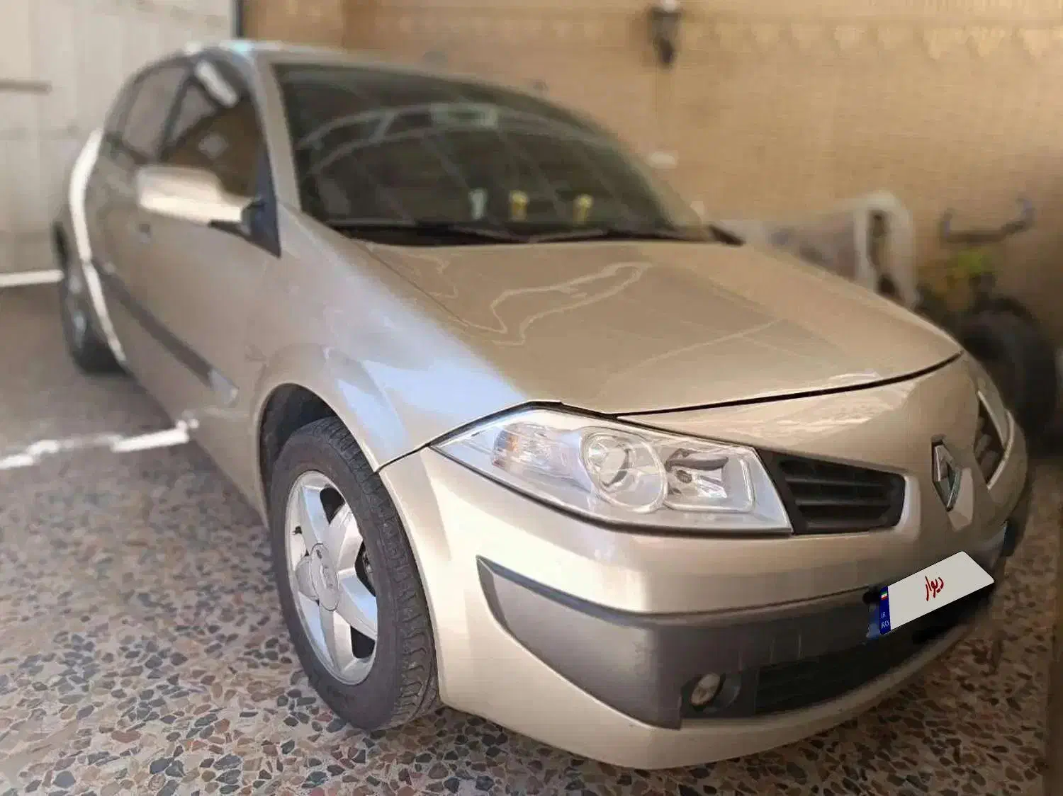 رنو سواری مگان مدل 2006وارداتی|خودرو سواری و وانت|شیراز, غدیر جنوبی|دیوار