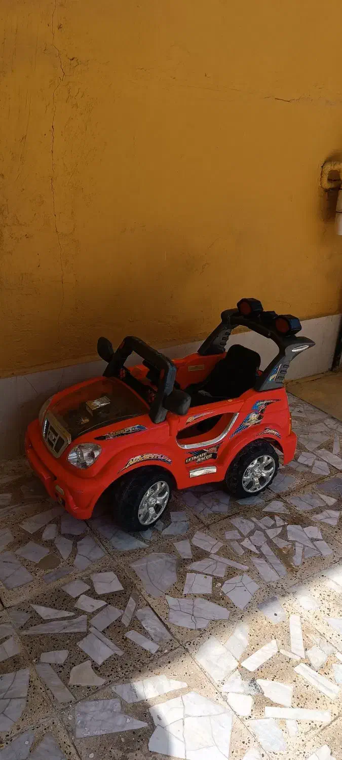 ماشین شارژی نیاز به تعویض باطری|اسباببازی|جم, |دیوار